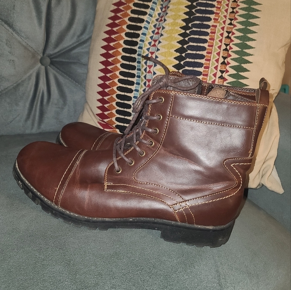 Report | Booster Boots Men's Size 13M